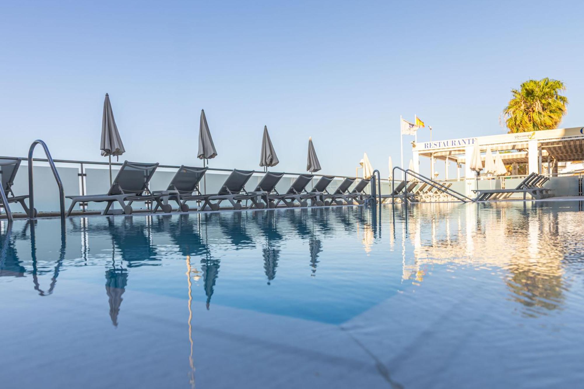 Perla Marina Ξενοδοχείο Nerja Εξωτερικό φωτογραφία