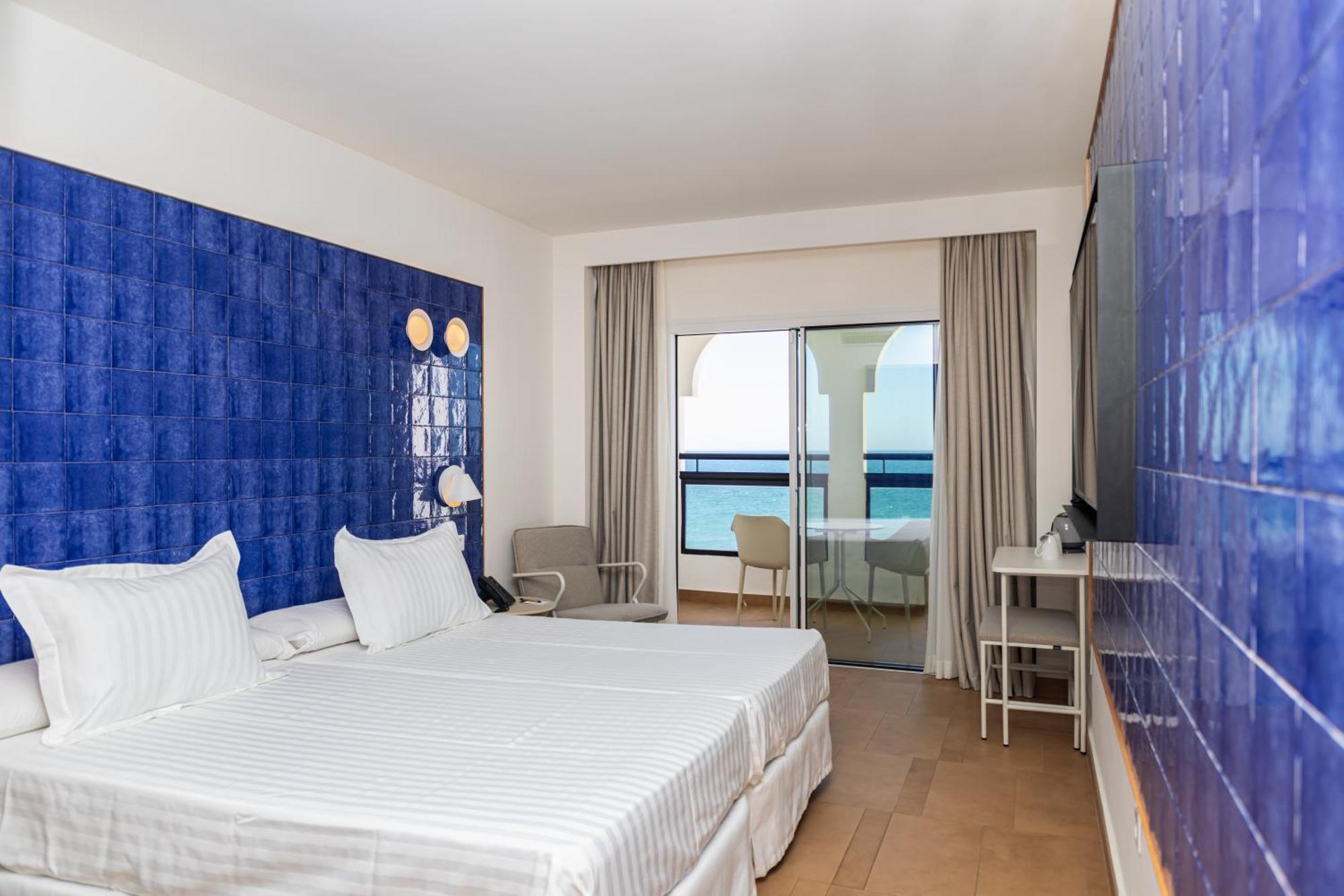 Perla Marina Ξενοδοχείο Nerja Εξωτερικό φωτογραφία