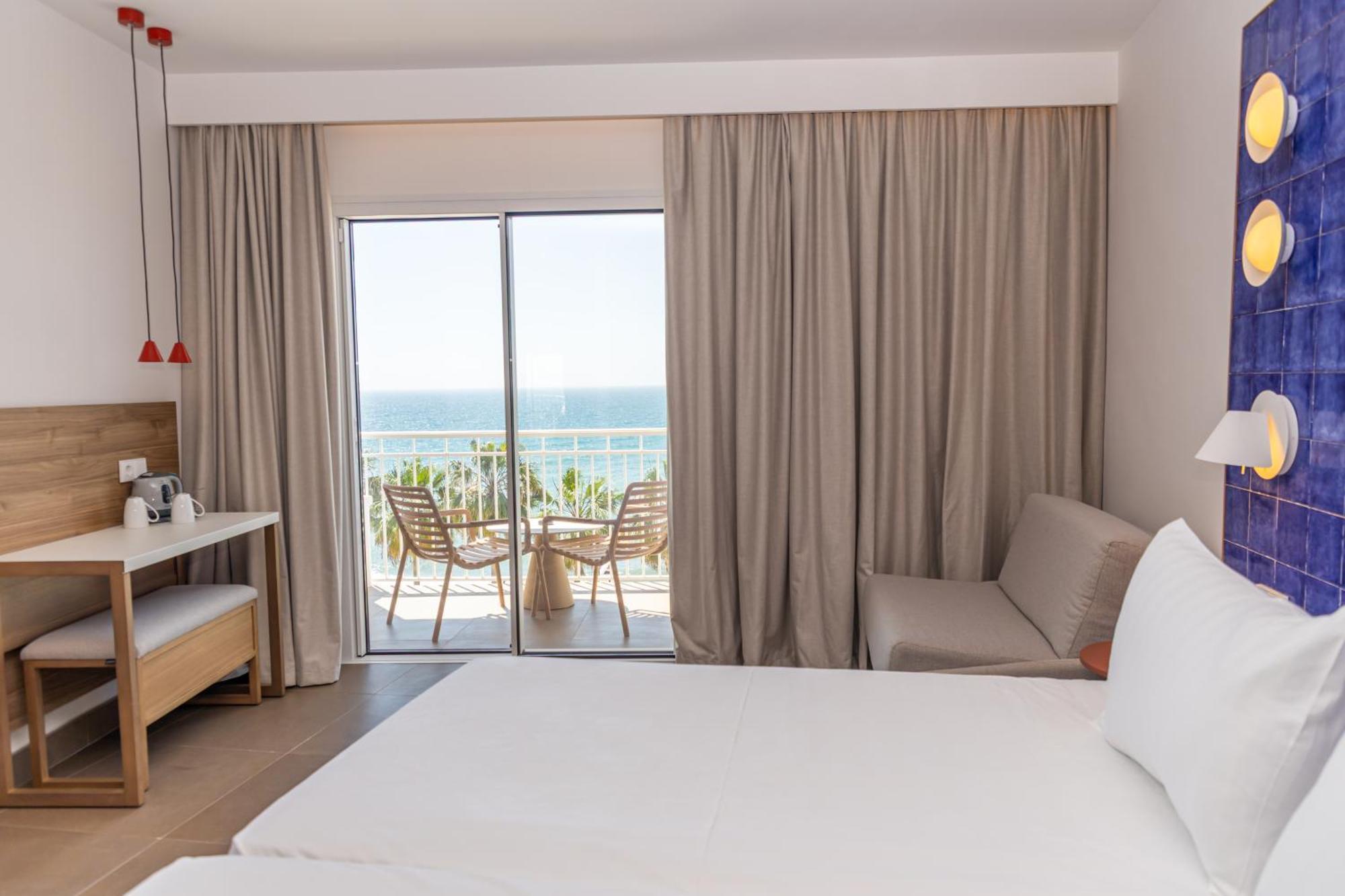 Perla Marina Ξενοδοχείο Nerja Εξωτερικό φωτογραφία