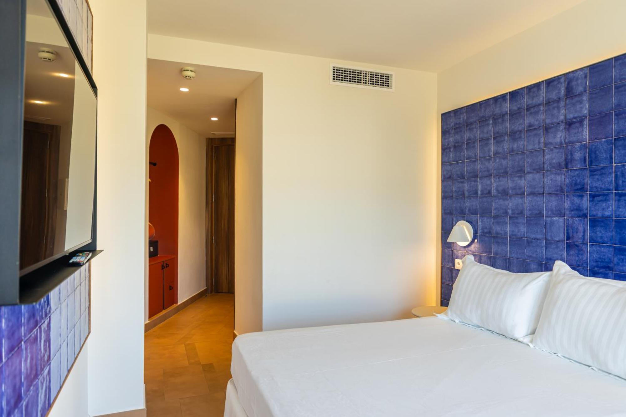 Perla Marina Ξενοδοχείο Nerja Εξωτερικό φωτογραφία